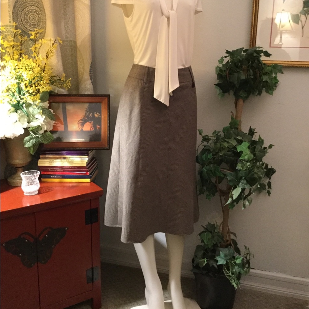 Executive’s Skirt